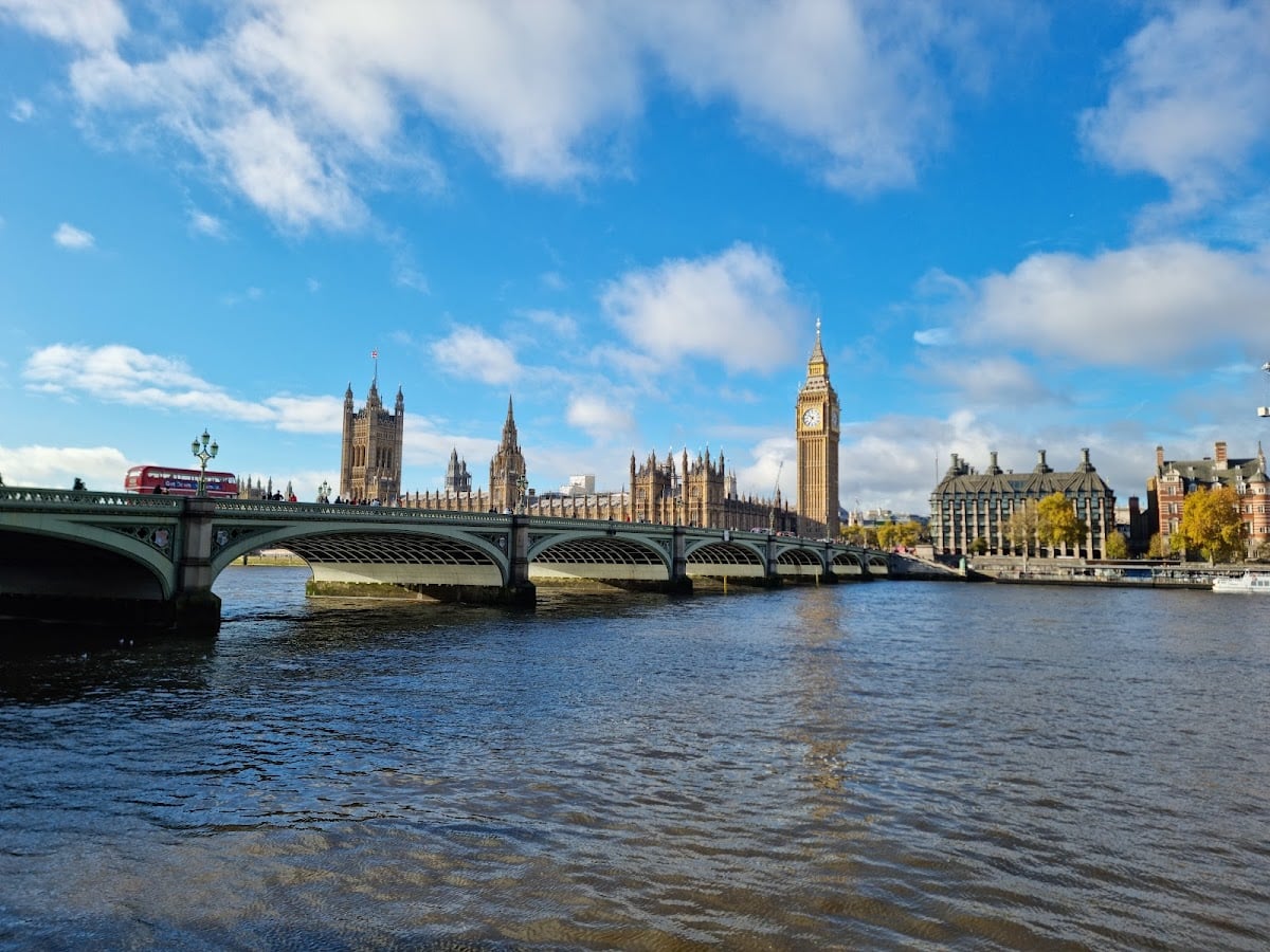 Westminster Bridge - 1D One Thing