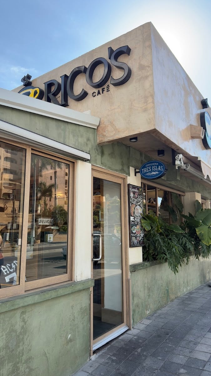 Rico’s Café