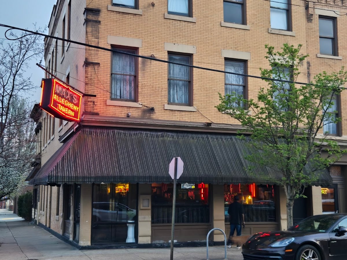 Max's Allegheny Tavern