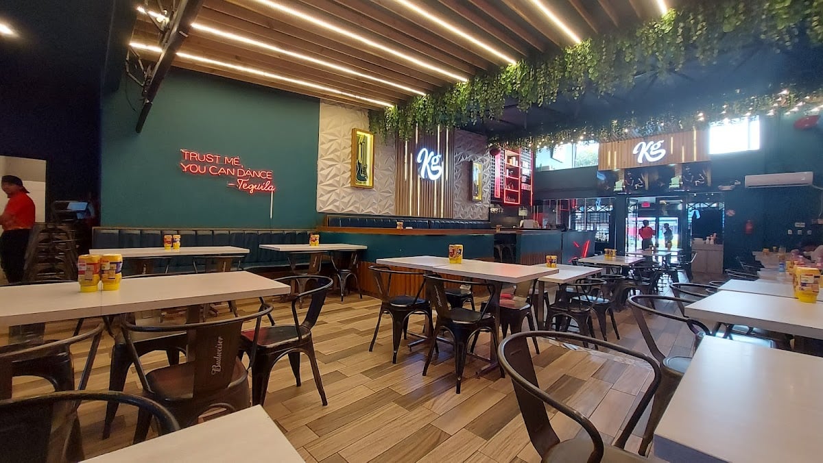 Kg Wings & Ribs | Urdesa - Victor Emilio