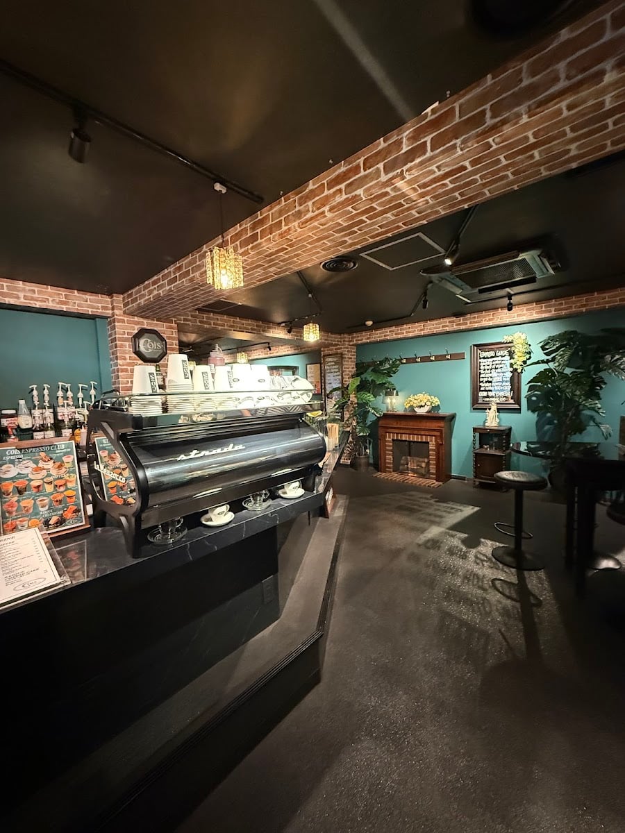 cois espresso club シンオオクボテン