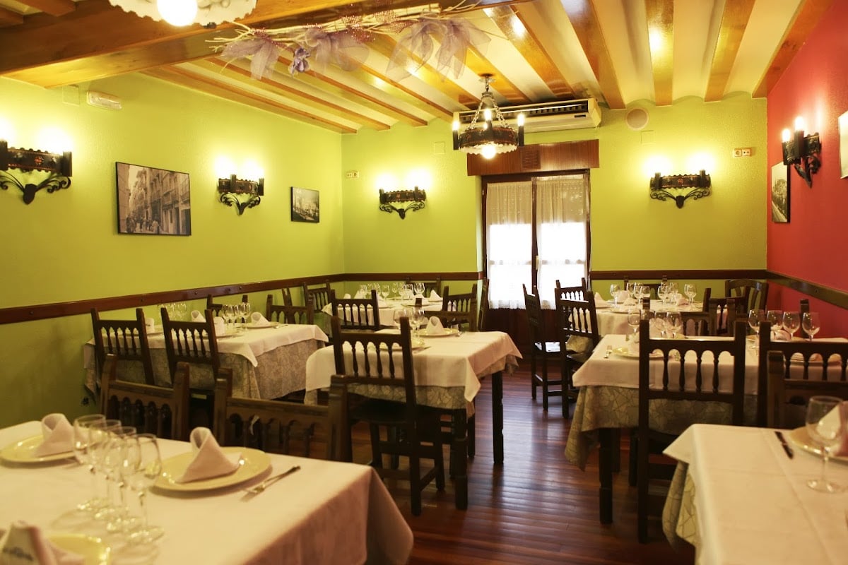 Restaurante Mesón Los Herreros - Bar y restaurante