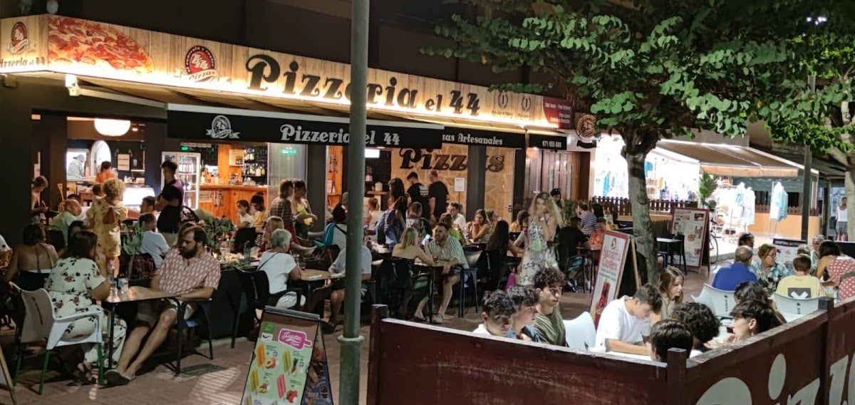 PIZZERIA EL 44
