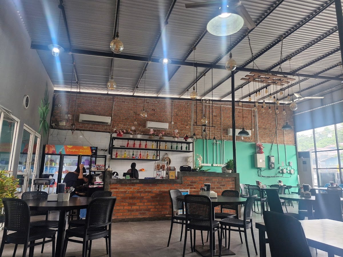 TAKA KOPITIAM