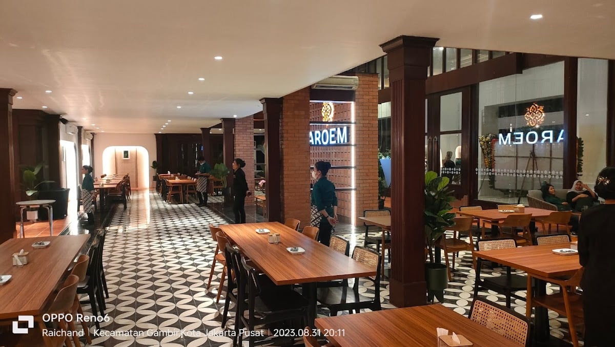 Aroem Resto & Cafe Jakarta - Restaurant