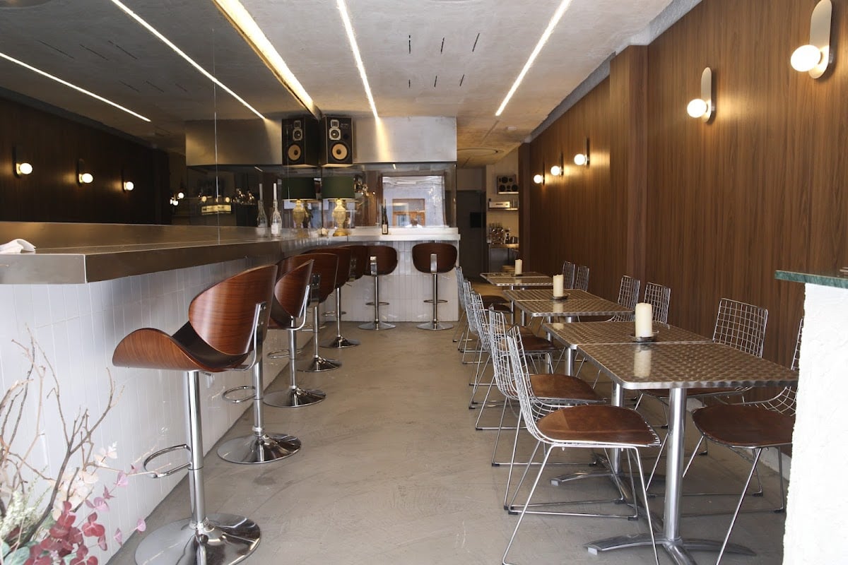 CARADURA Bistro