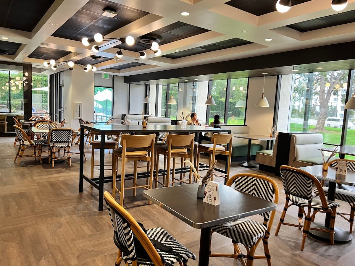Blue Hummingbird Coffee and Kitchen