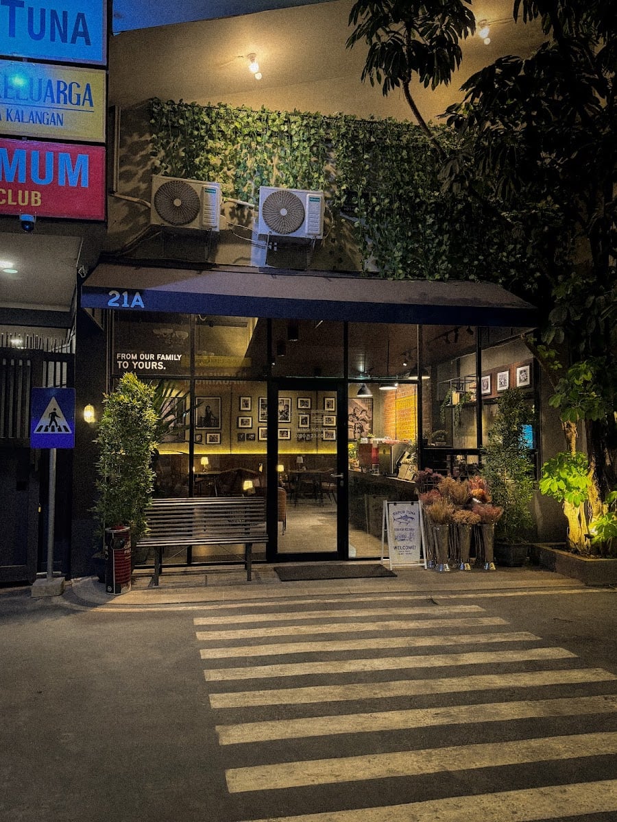 Kedai Kopi Keluarga Puri - Restaurant