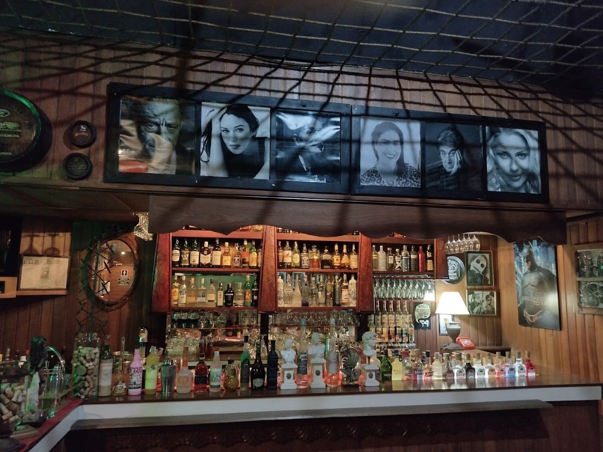 Sora Bernardes gastro pub