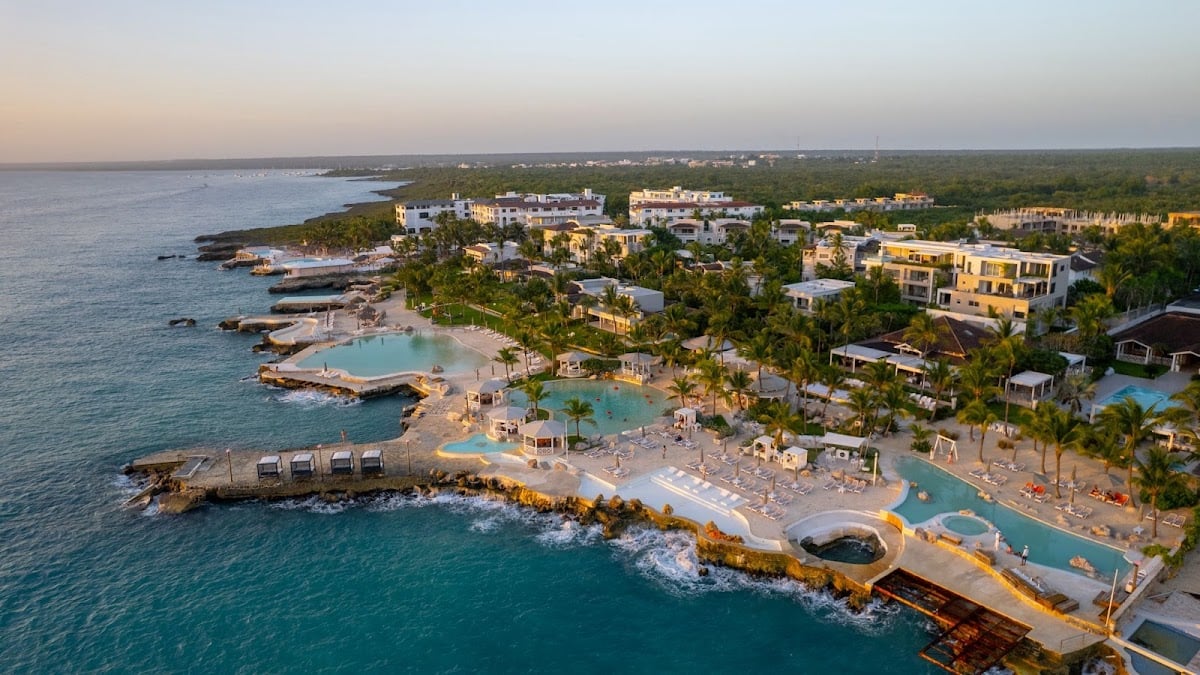 Tracadero Beach Resort
