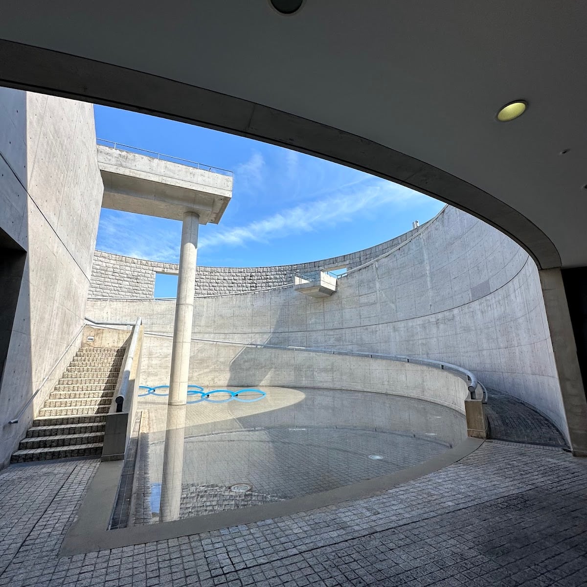 夢舞台プラットホーム