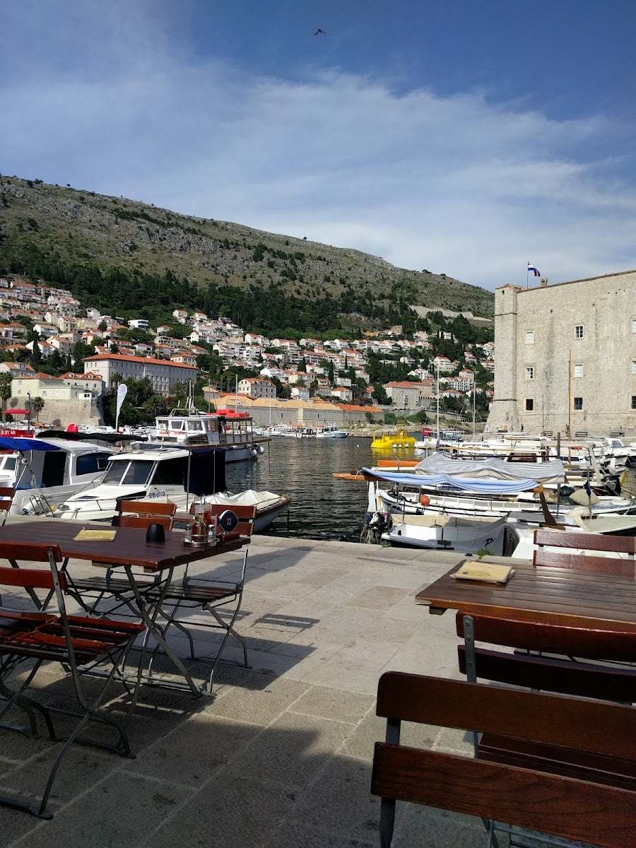 Buja Bar