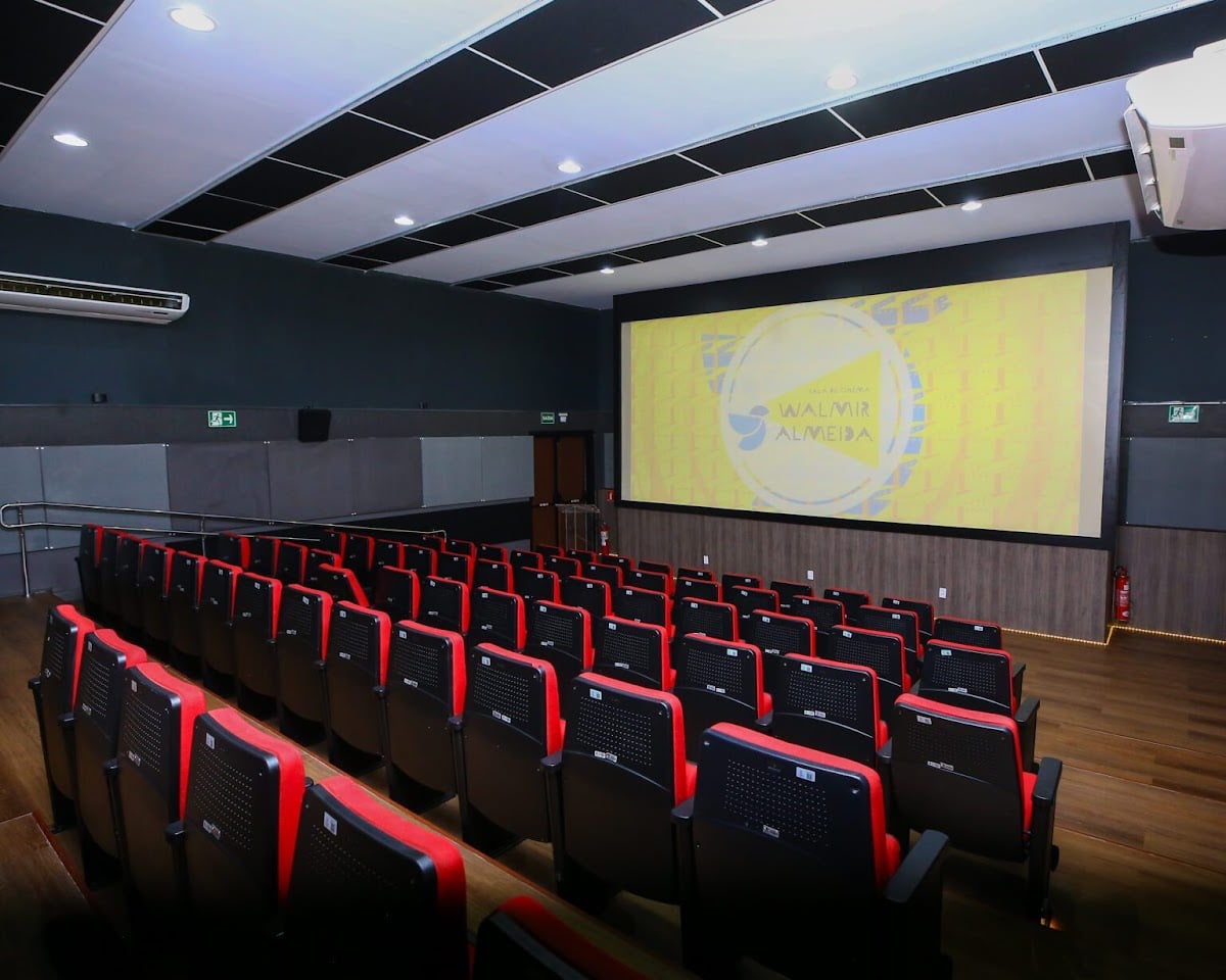Cinema do Centro (Cine Walmir Almeida) - Cinema de Rua