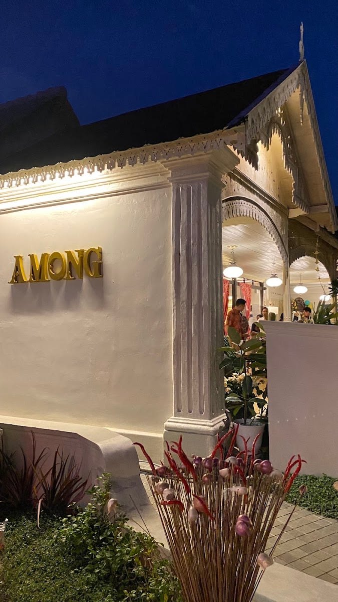 Among Restaurant