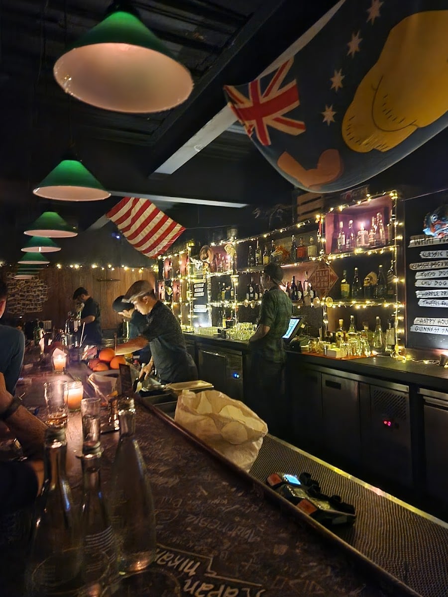 DUCK DOWN BAR