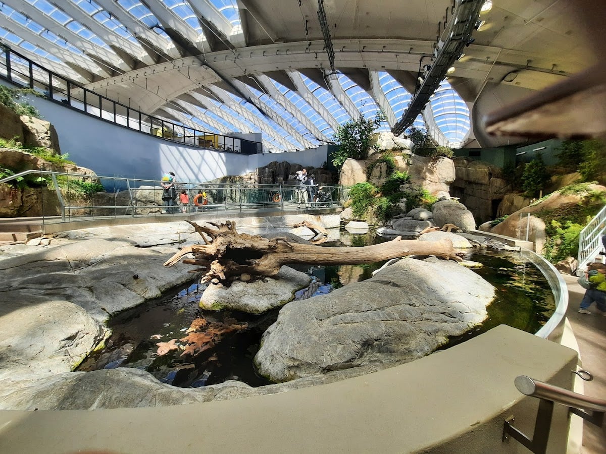 Montreal Biodome - Indoor climate-based zoo