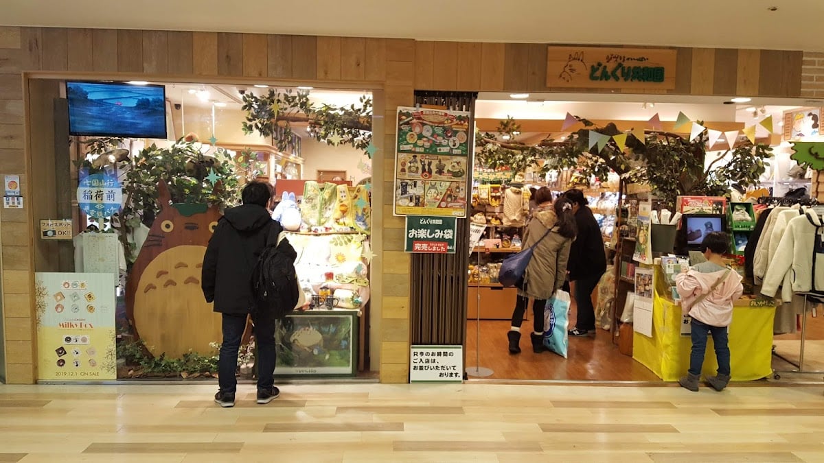 Donguri Kyowakoku (Ghibli Store) - tienda ghibli