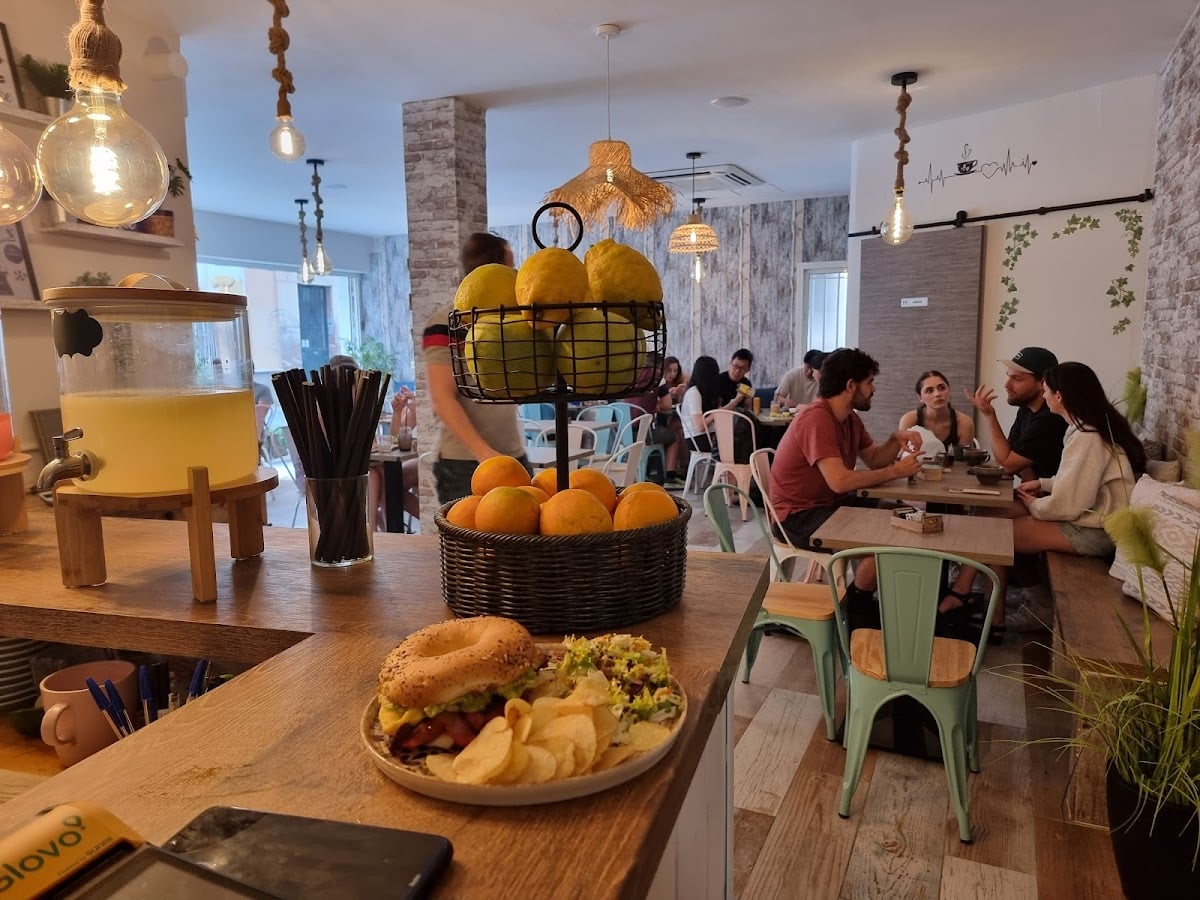 MOKAMBO Alfalfa | Brunch Sevilla