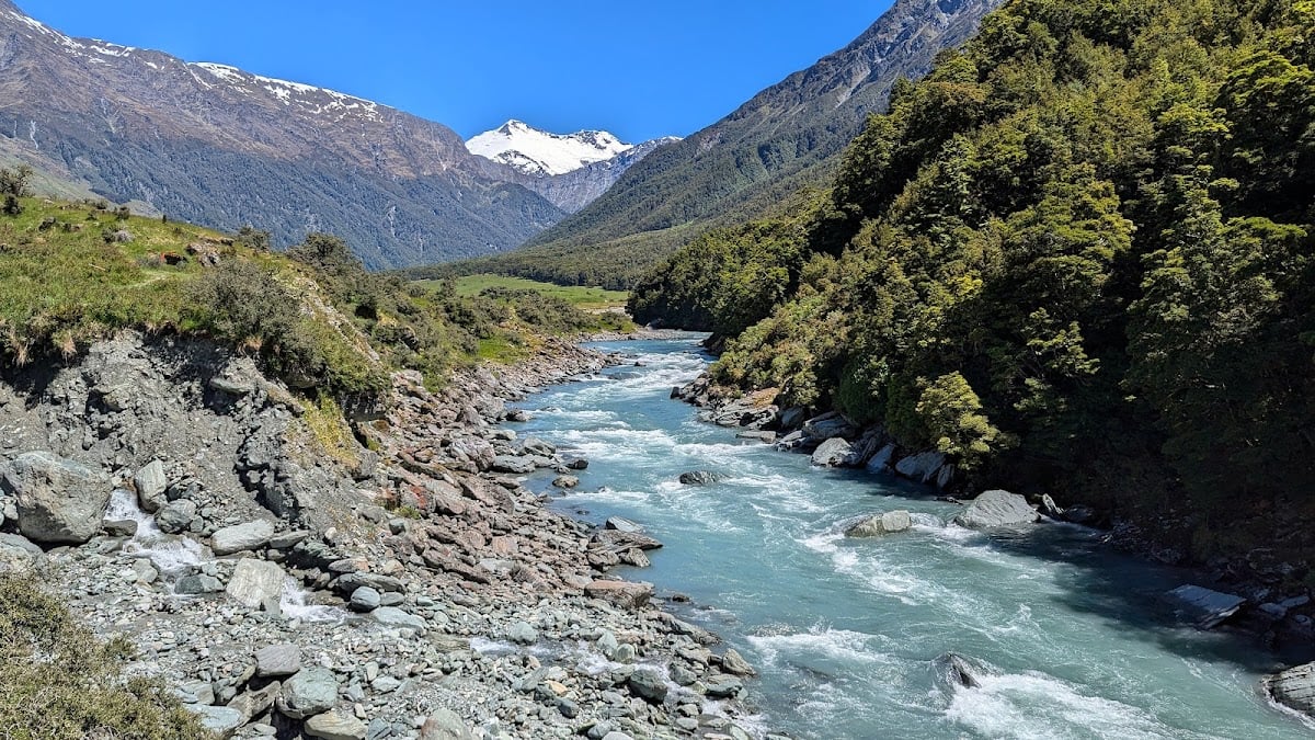 Matukituki River - new zealand