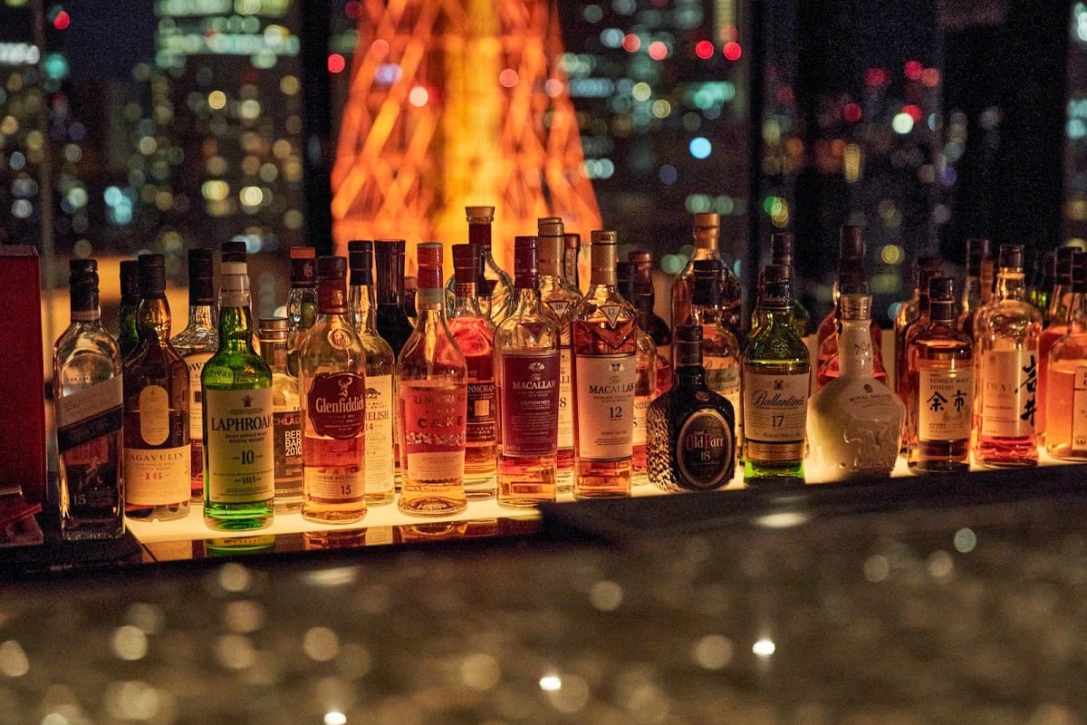 Sky Bar & Dining Stellar Garden（旧：スカイラウンジ ステラガーデン）