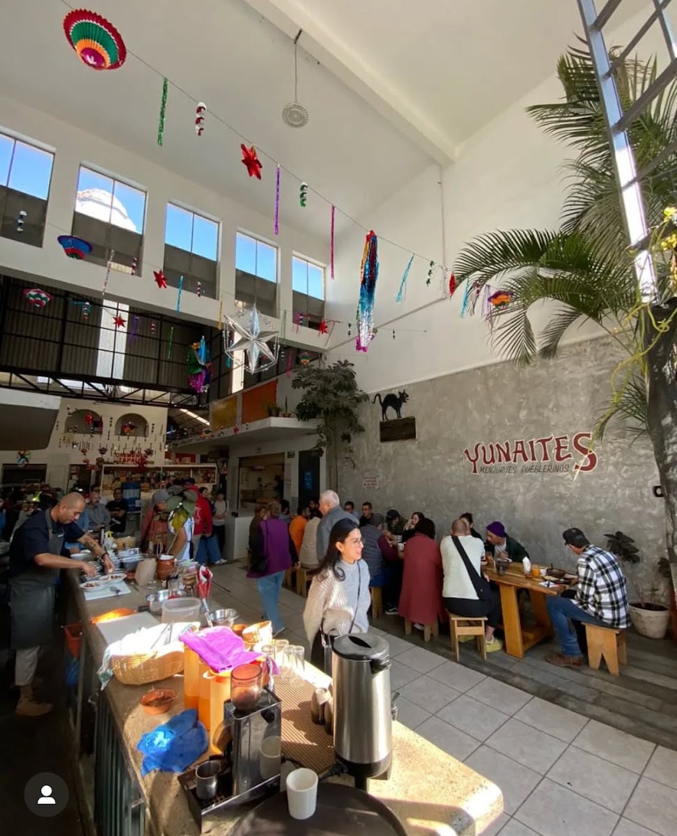 Yunaites•Menjurjes pueblerinos