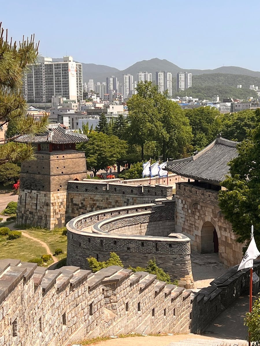 Suwon hwaseong fortress