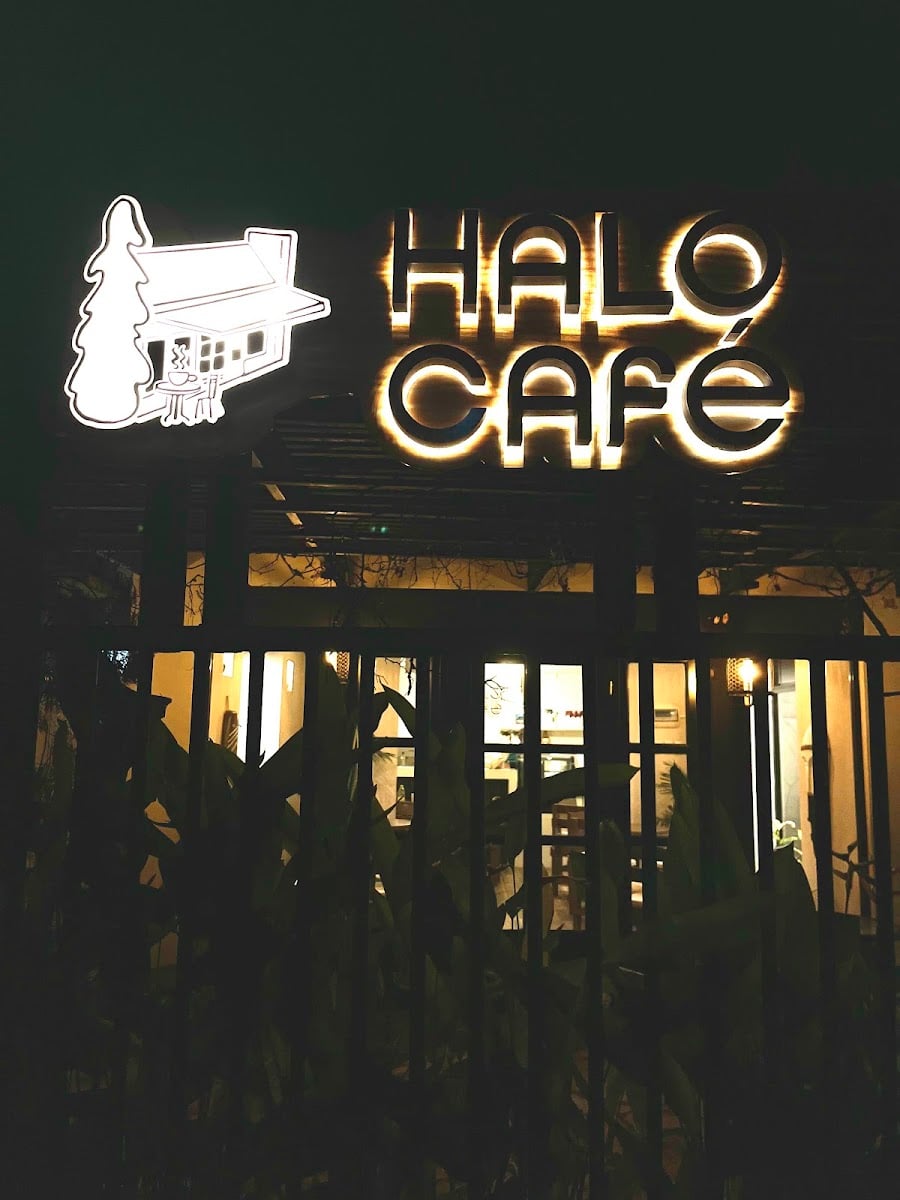 Halo Café