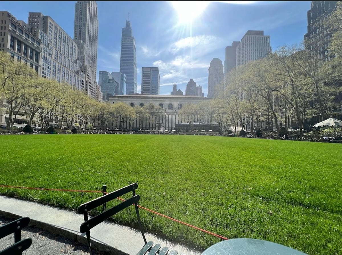 Bryant Park - market, films, etc