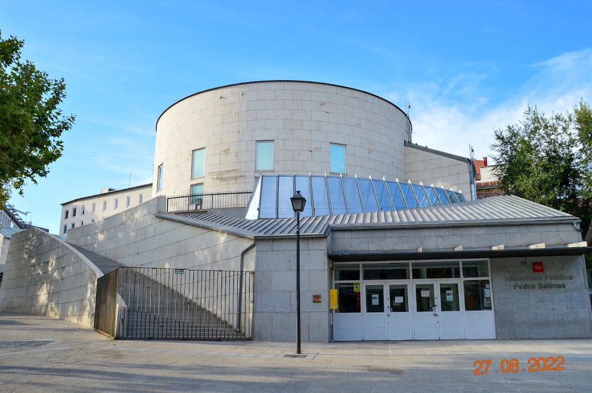 Biblioteca Pedro Salinas