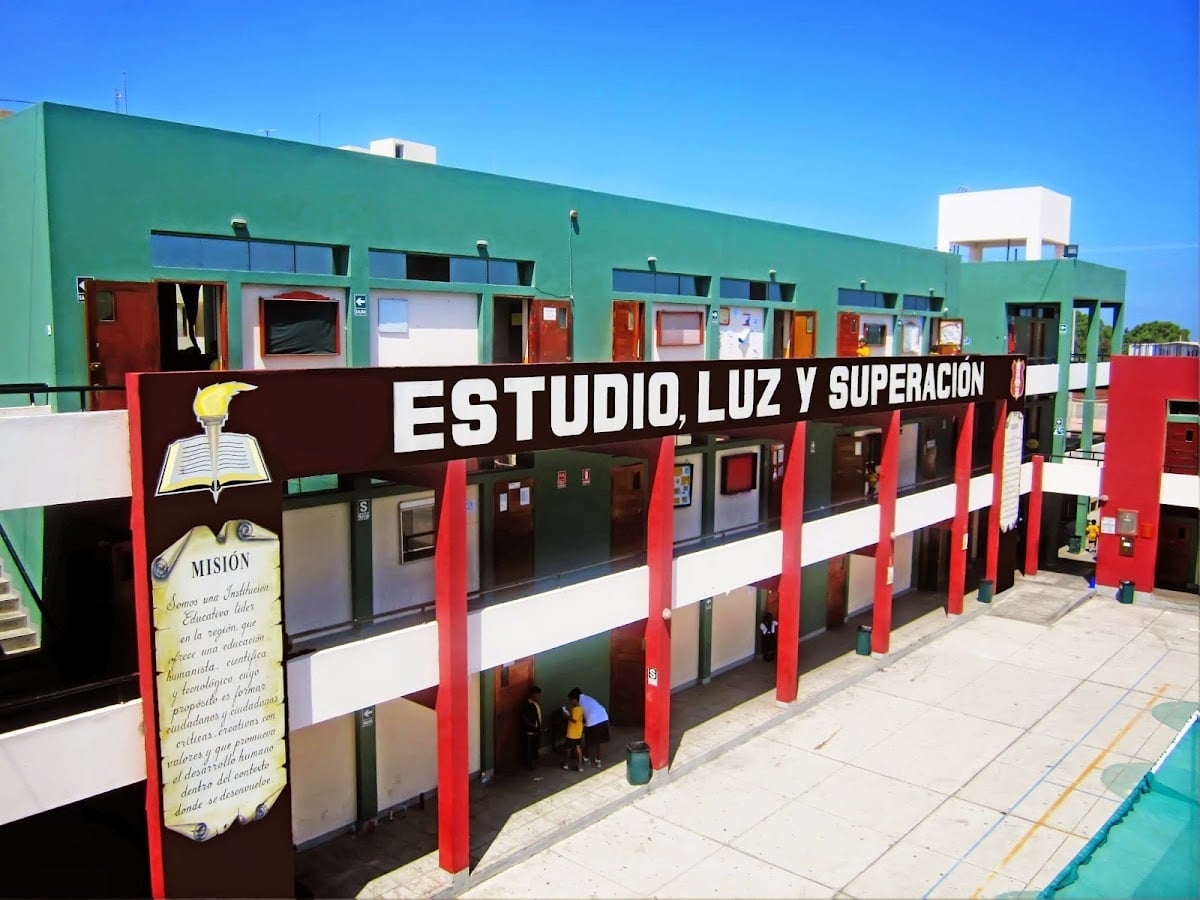 Institucion Educativa Pedro Mercedes Ureña N° 81014