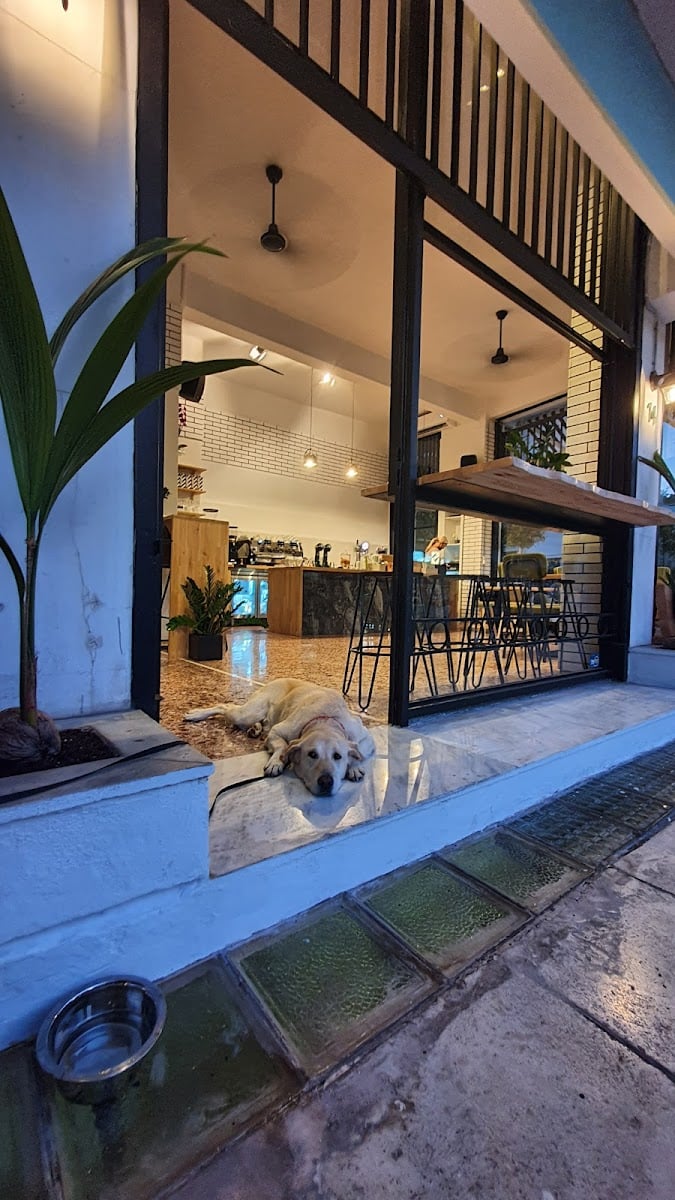 Omsom • Coffee Roasters - peristeri
