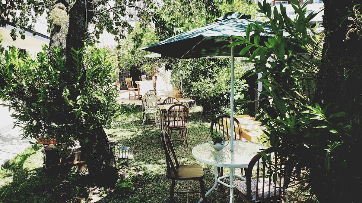 ANTIGUALHA - Antiquário Café