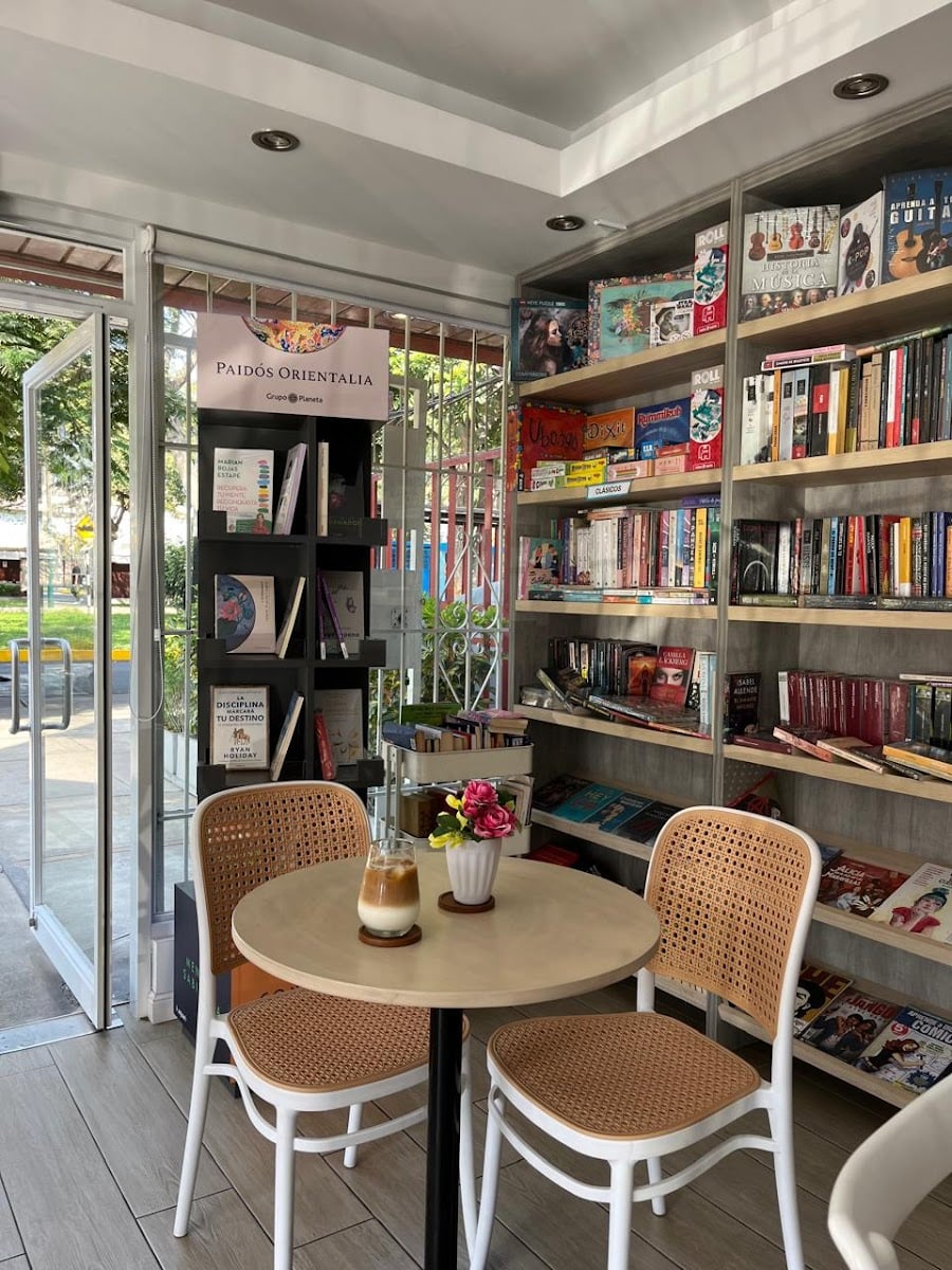 Libooks Cafe