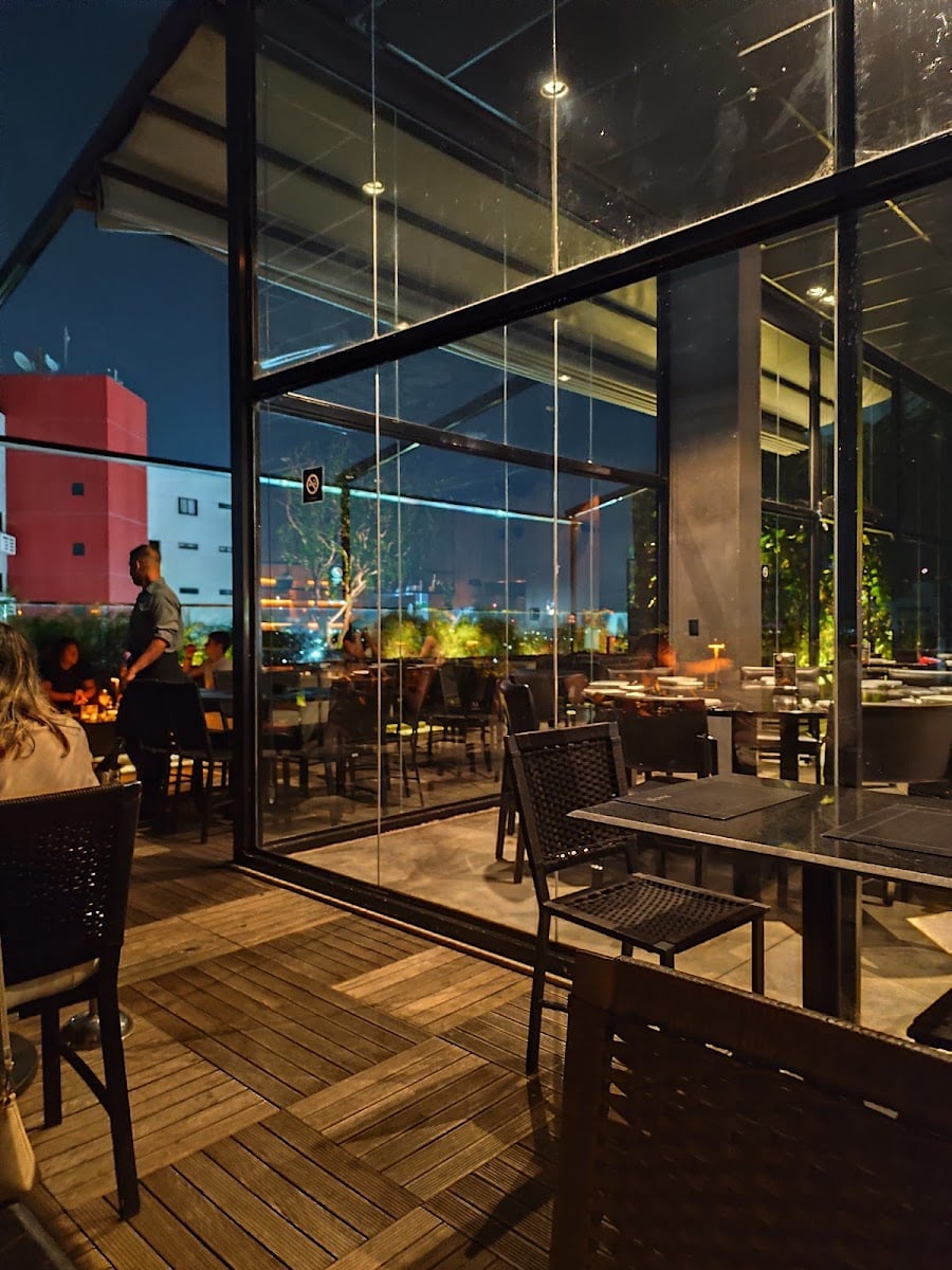 Hachi RoofTop