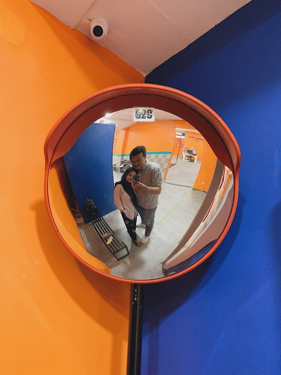 Photomatics, Pasar Tunjungan