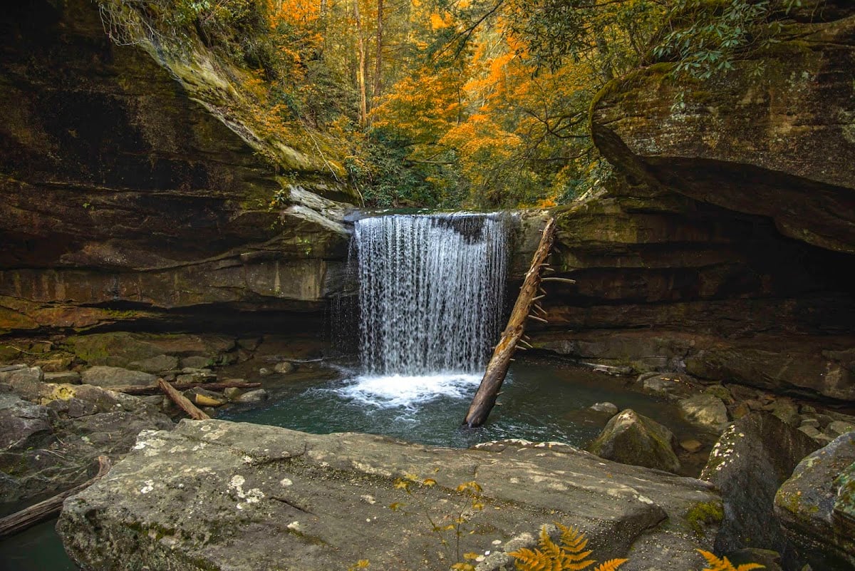 Dog Slaughter Falls Trail