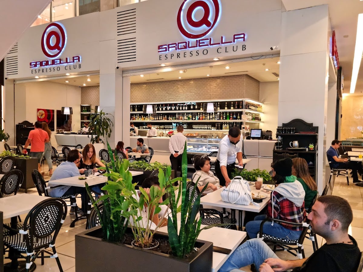 Saquella Espresso Club Multiplaza