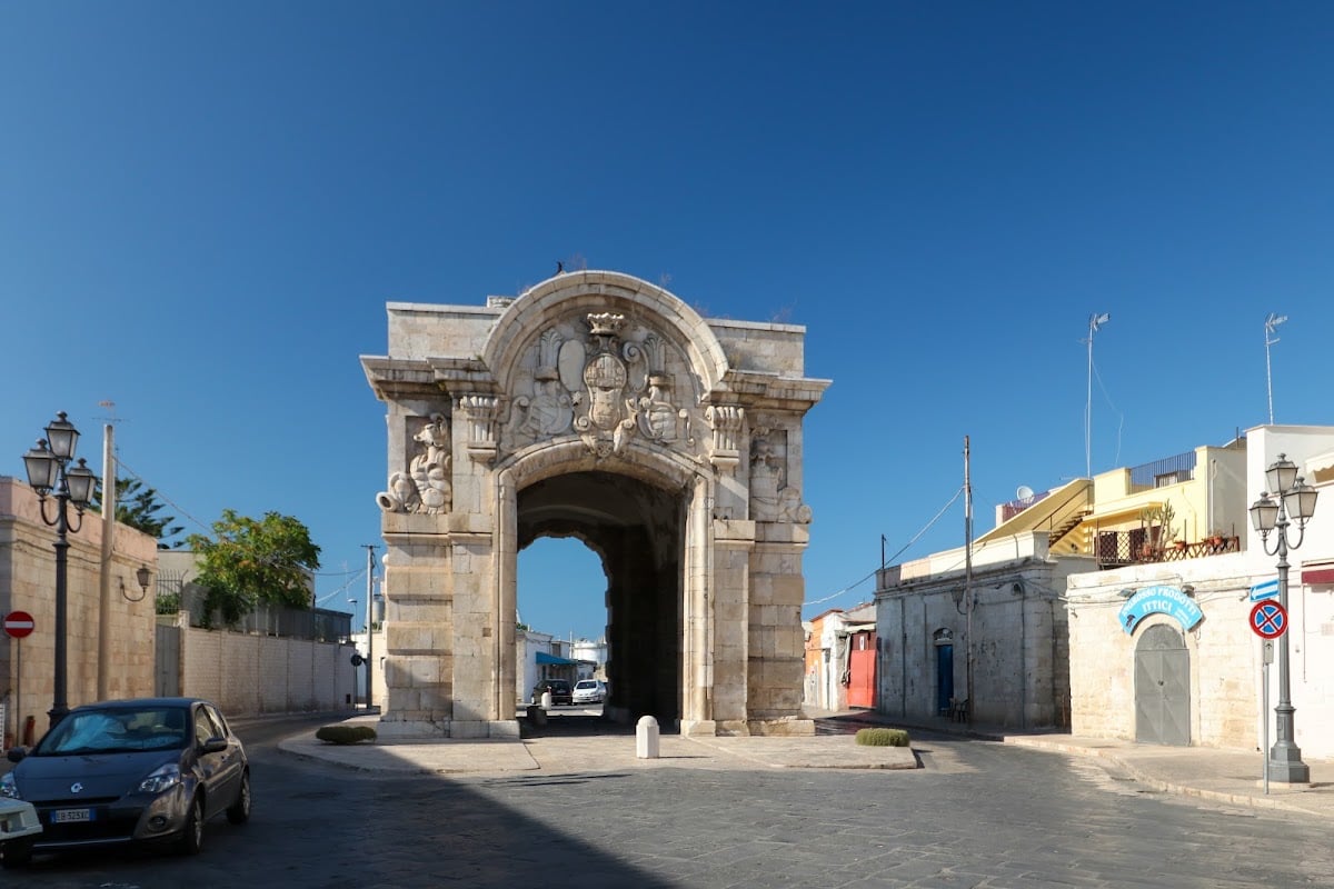 Porta Marina (monumento di Barletta)