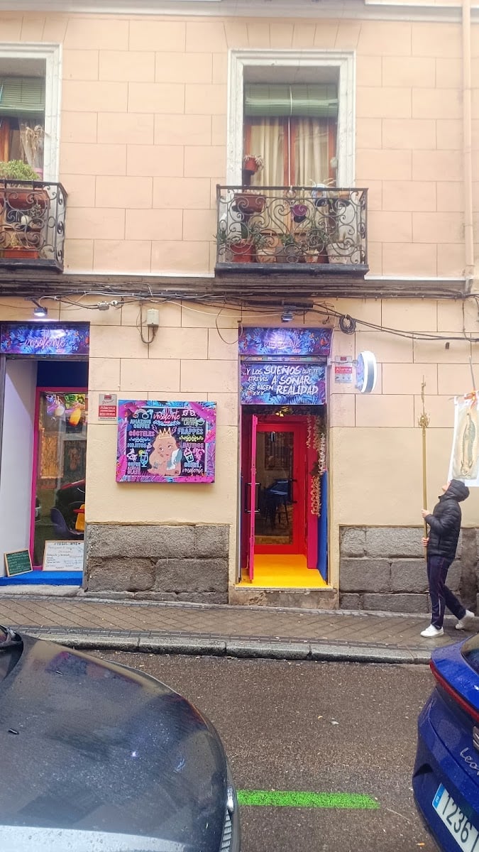Insolente Mad DecoCafe - Cafetería la Latina Madrid.