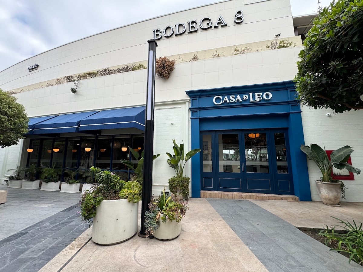 Casa de Leo Restaurant
