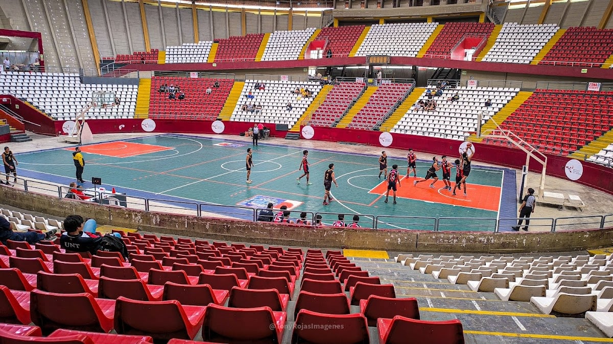 Coliseo Gran Chimú