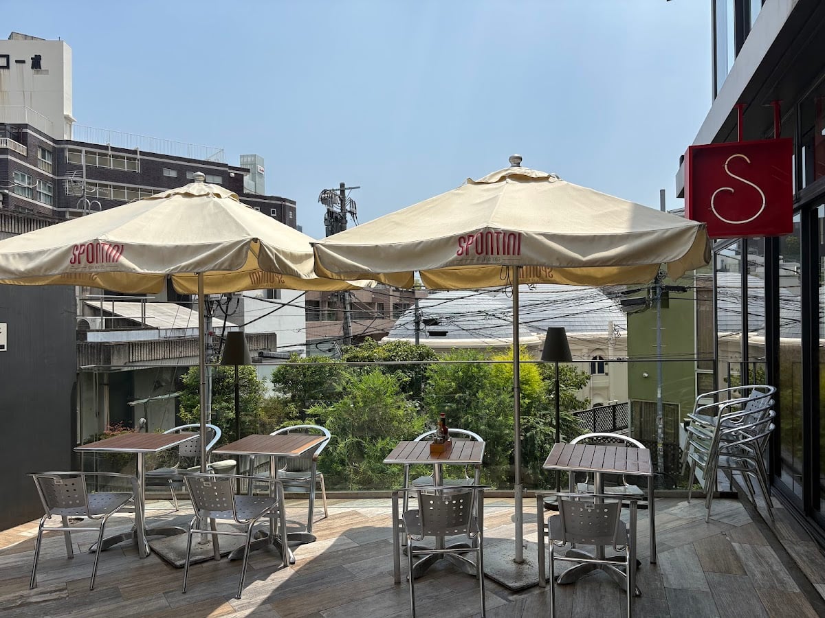SPONTINI カスケード原宿店