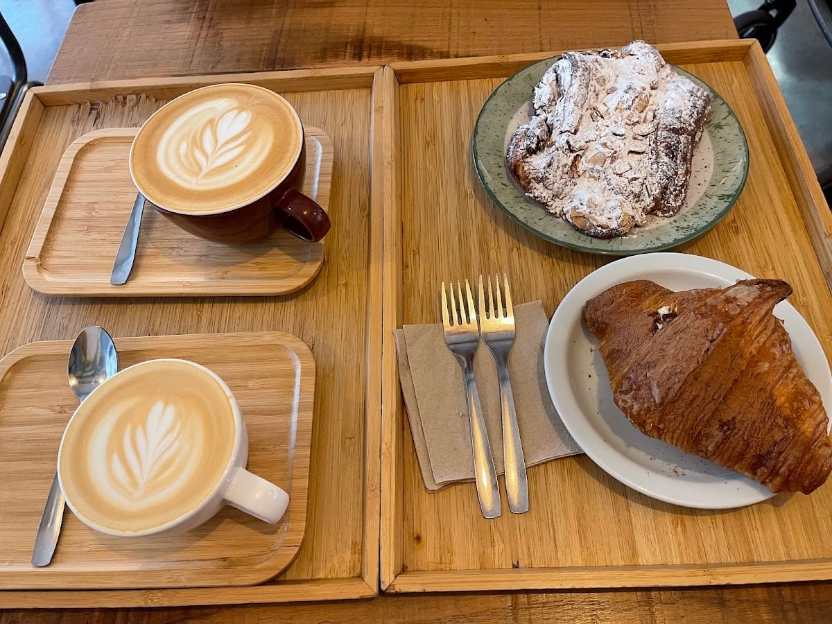Mateu Artesans - Panadería, Pastelería y Cafetería en Sabadell - Hidden coffee brand