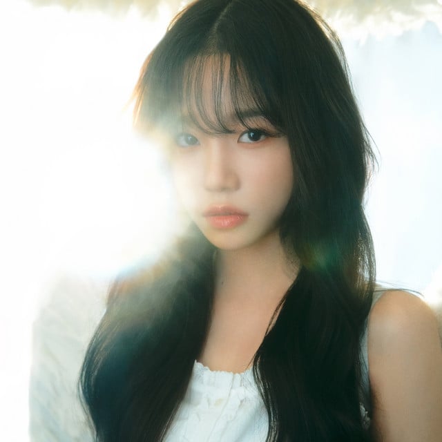 JO YURI - Artist