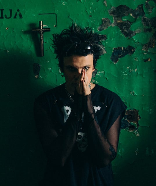 YUNGBLUD - Artist