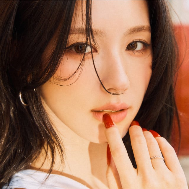 MIYEON - Artist