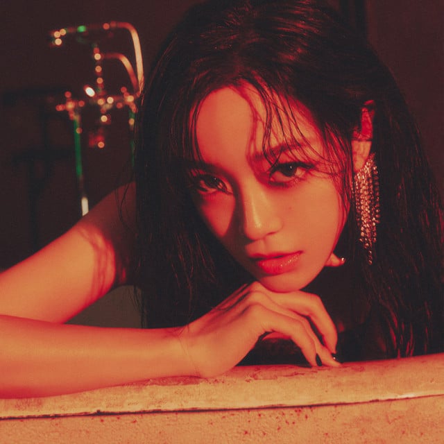 KIMSEJEONG - Artist