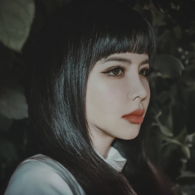 Park Bom - Artist