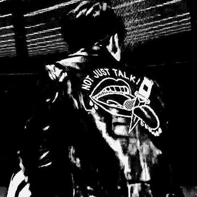 Six Dior‼️ - Artist