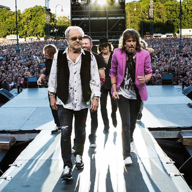 Foreigner - Artist